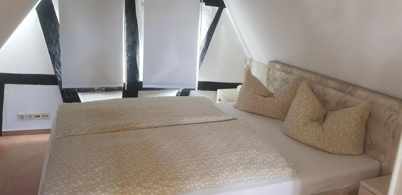 Penthouse Im Historischen Fachwerkhaus Mit Grosser Dachterrasse An Zentralster Lage Boppard Exterior foto